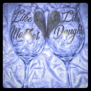 Mom & Daughter wine glass set